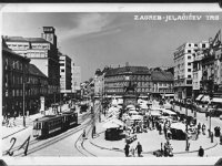 Trg bana Jelačića 1930-ih godina, tramvaj